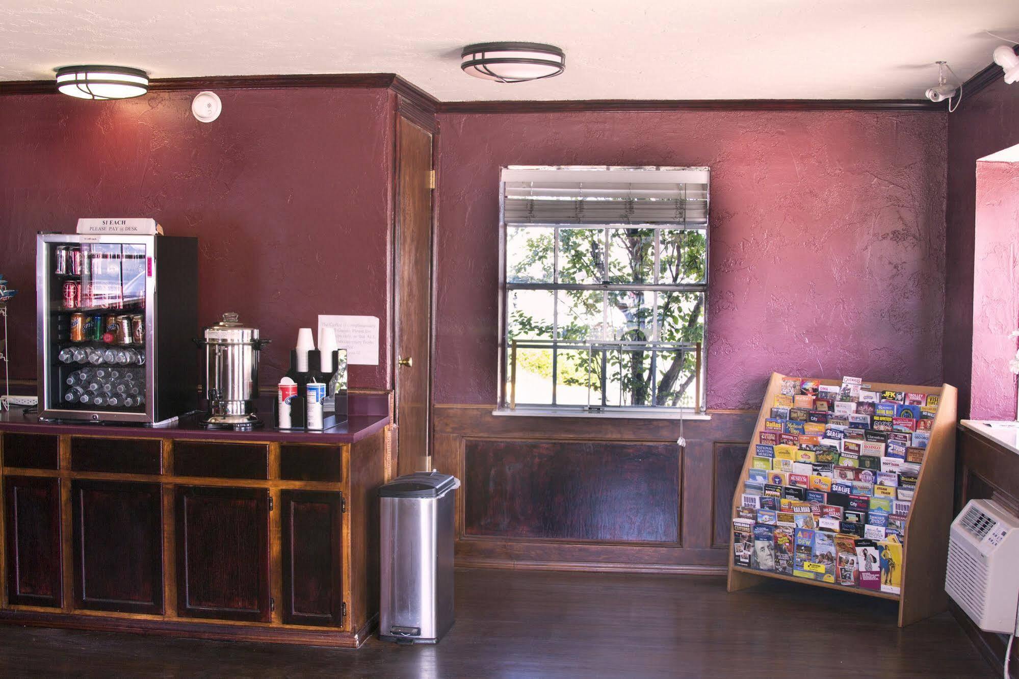 Sherman Inn Extérieur photo